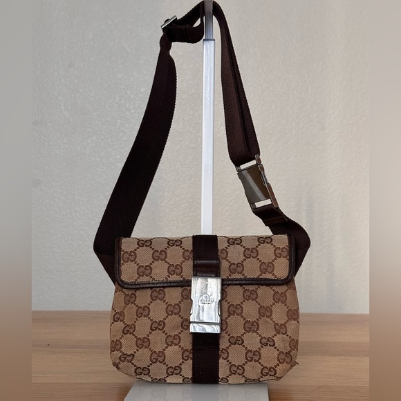 Gucci Handbags - Gucci Belt Bag